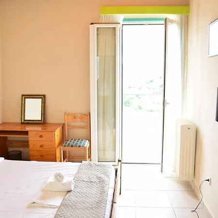 Les Oliviers With Sea View On Petani * Vovikes