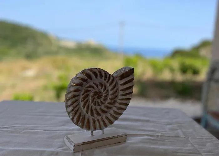 Les Oliviers With Sea View On Petani Semesterbostad Vóvikes